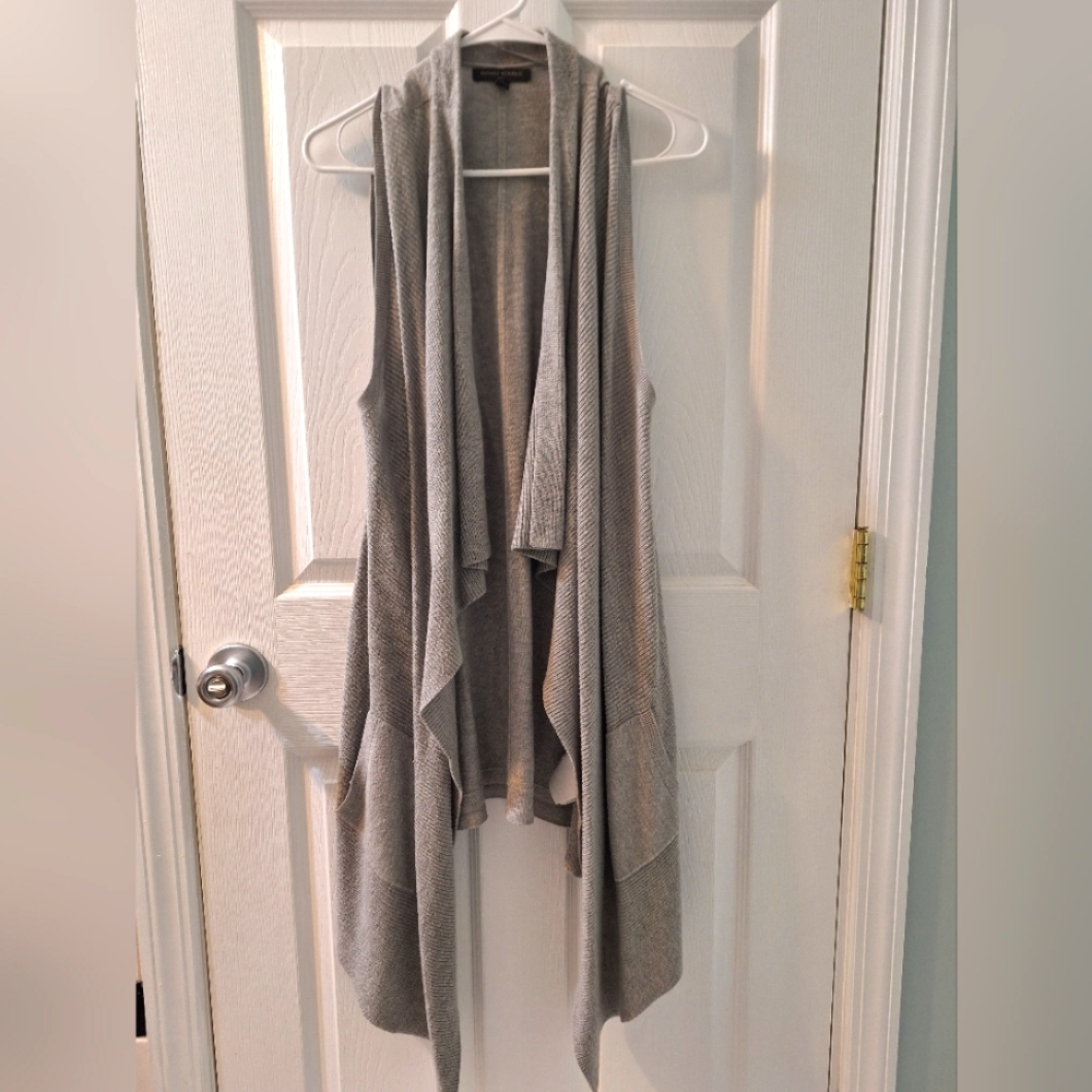 Grey Pullover,  Banana Republic,  Big pockets, short sleeved